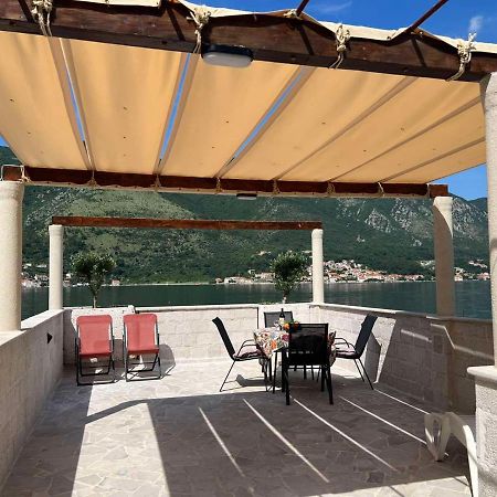 Sea Front 171 Apartment Kotor Exterior foto